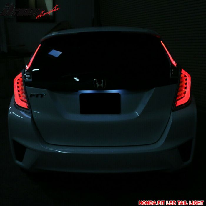 USテールライト Honda Fit Jazz 2017 2017 2017 2017 2017 2017 2017 Pair Red LED  Rear Tail Lights Brake Lamps For Honda Fit Jazz 2015 2016 2017 2018 パーツ 